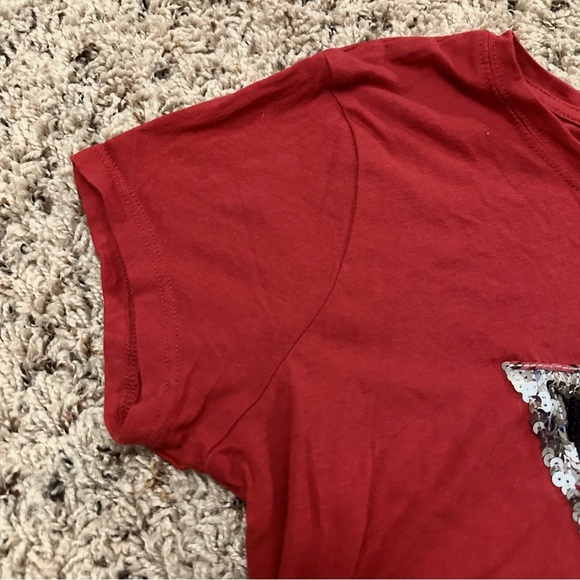 Guess Sequin Logo Triangle Red Baby Tee Women’s Size Medium T-Shirt Y2K - Picture 5 of 14